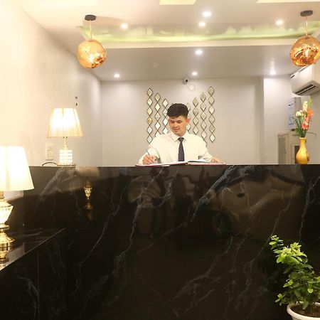 Hotel Earth Delhi  Bagian luar foto